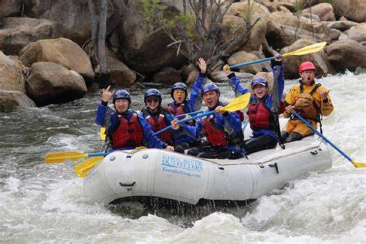 Raft Rafting, Superstar