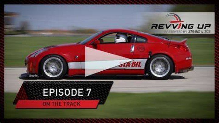 Revving Up The Track The Life And Career Of Robert Hight