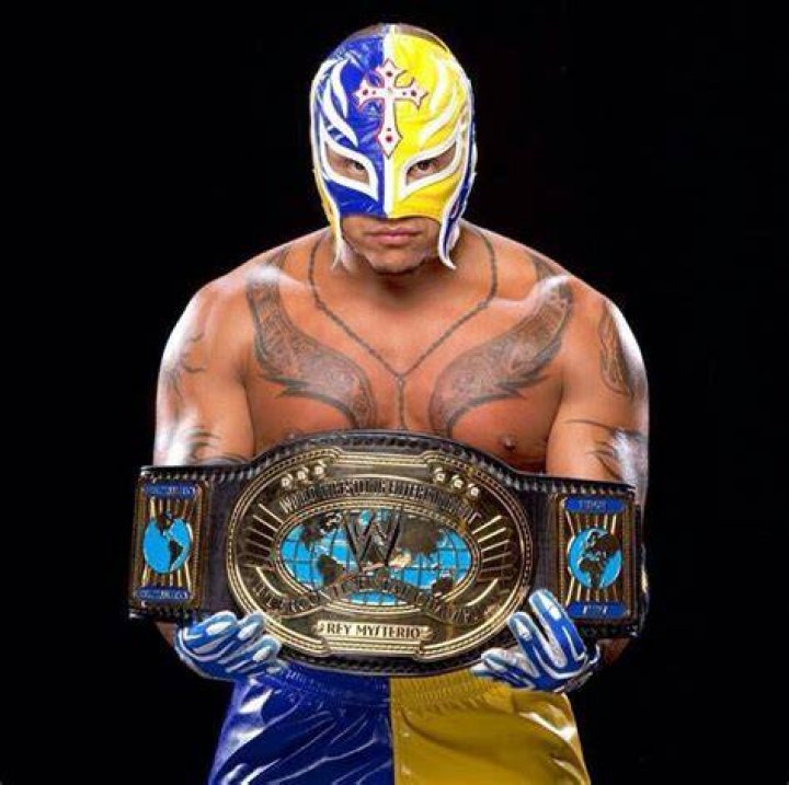Rey Mysterio Intercontinental Champion 2nd Reign Cropped