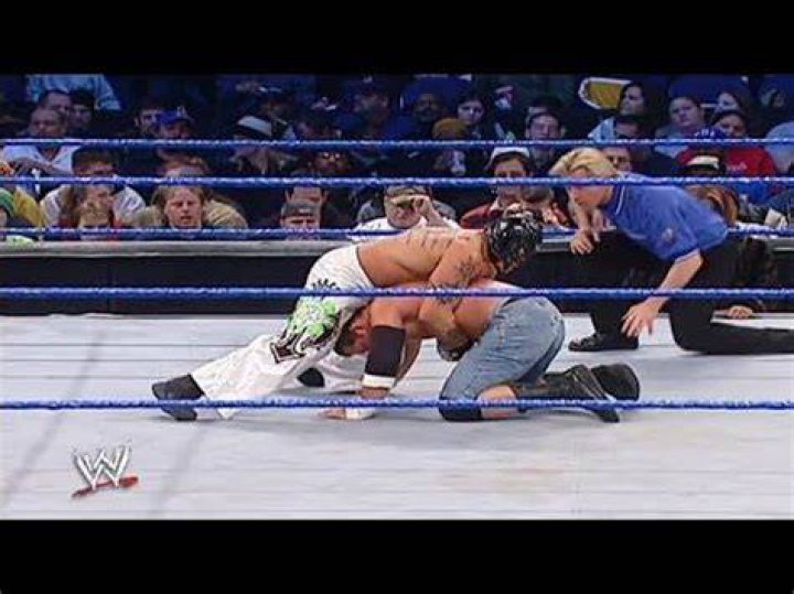 Rey Mysterio vs. Jamie Noble (Royal Rumble, 2004)