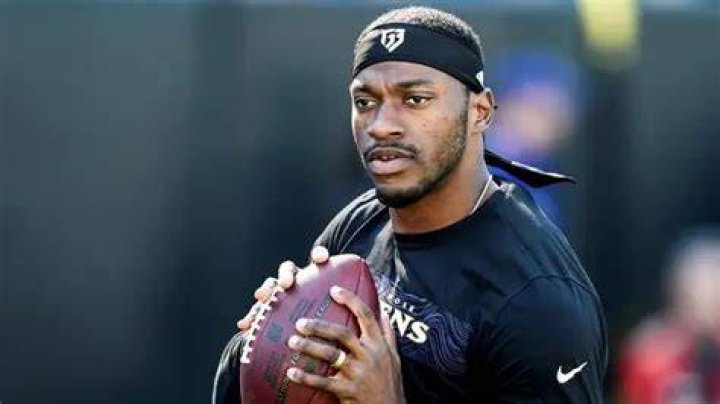 RG3 Net Worth How Much Is Robert Lee Griffin III Worth?