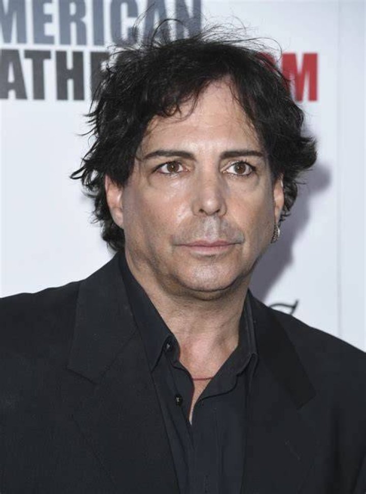 Richard Grieco as Szgany Gypsy in Dracula