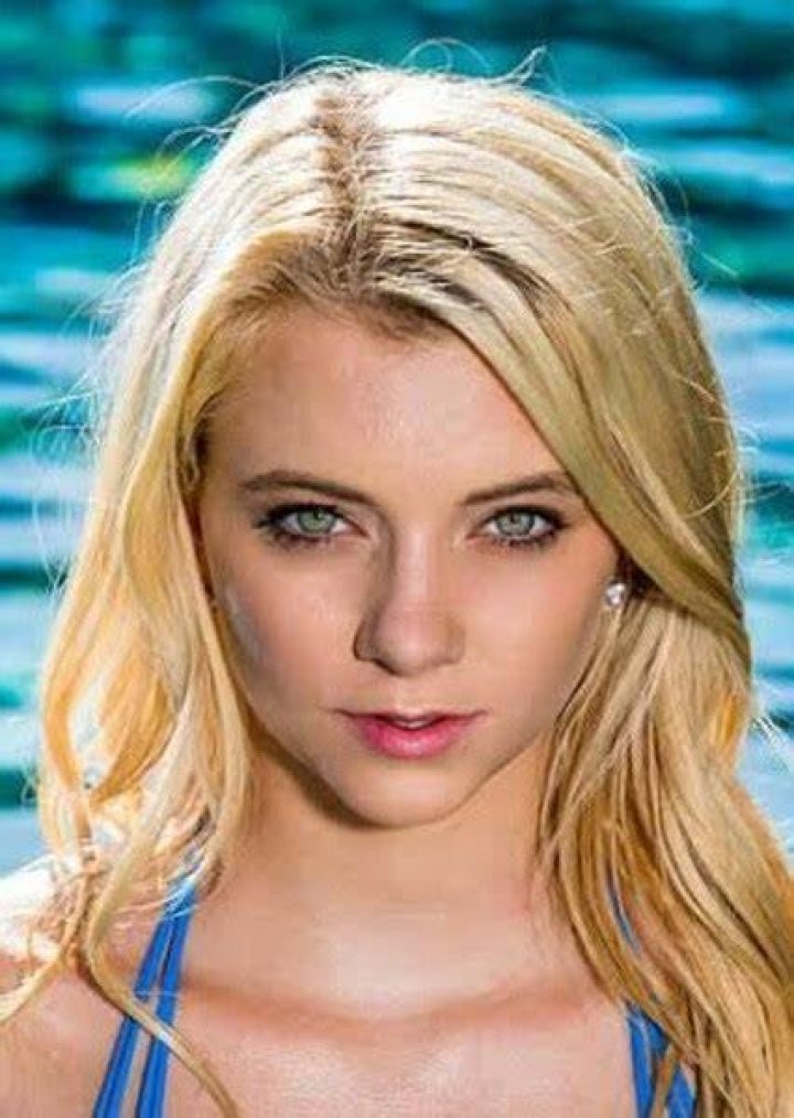 Riley Shanahan Fan Casting