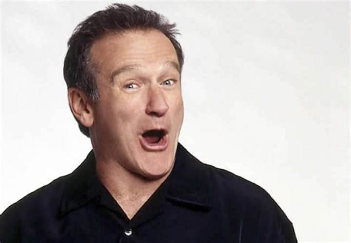 Robin Williams as Manny in Ice Age (1992)