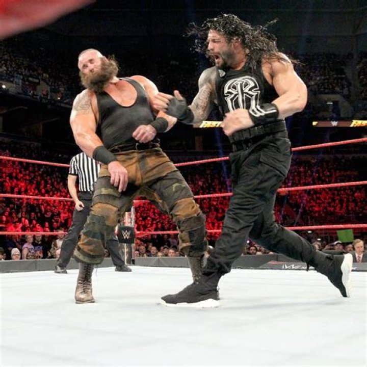 Roman Reigns Vs Braun Strowman