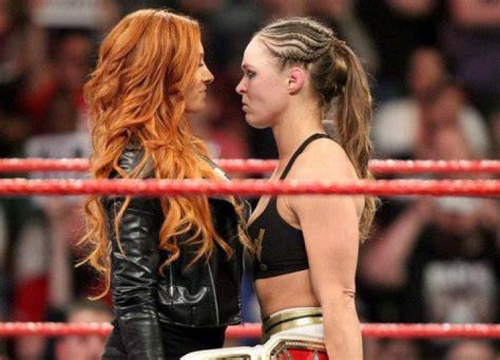 Ronda Rousey v Becky Lynch WrestleMania 35 Cropped