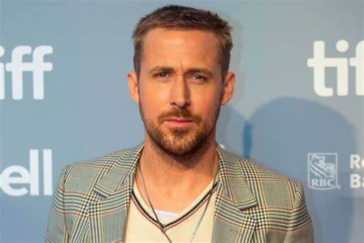 Ryan Gosling as Ned Racine in Body Heat (2011)