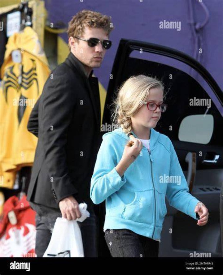 Ryan Phillippe and daughter Ava bear a striking resemblance Daily