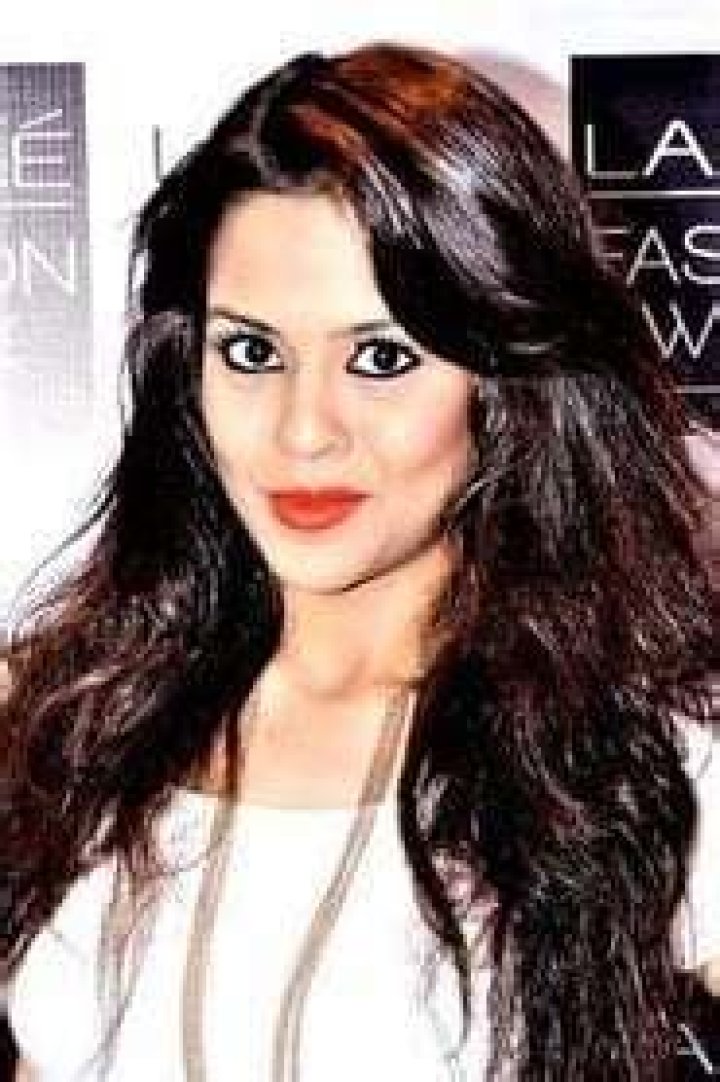 Sana Saeed Fan Casting