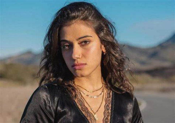 Sara Saffari Age: Unveiling The Life And Journey Of A Rising Star