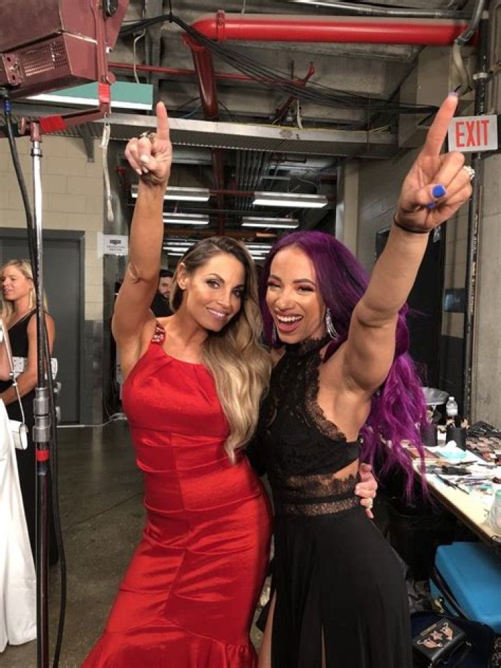 Sasha Banks Trish Stratus WWE Royal Rumble 2018
