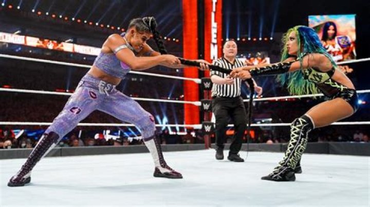 Sasha Banks vs Bianca Belair WWE WrestleMania 37