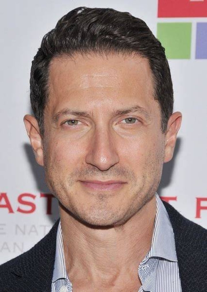 Sasha Roiz Fan Casting