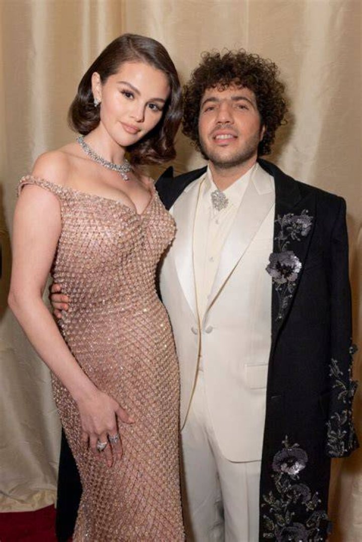 Selena Gomez Pregnant With Benny Blanco Baby Rumor