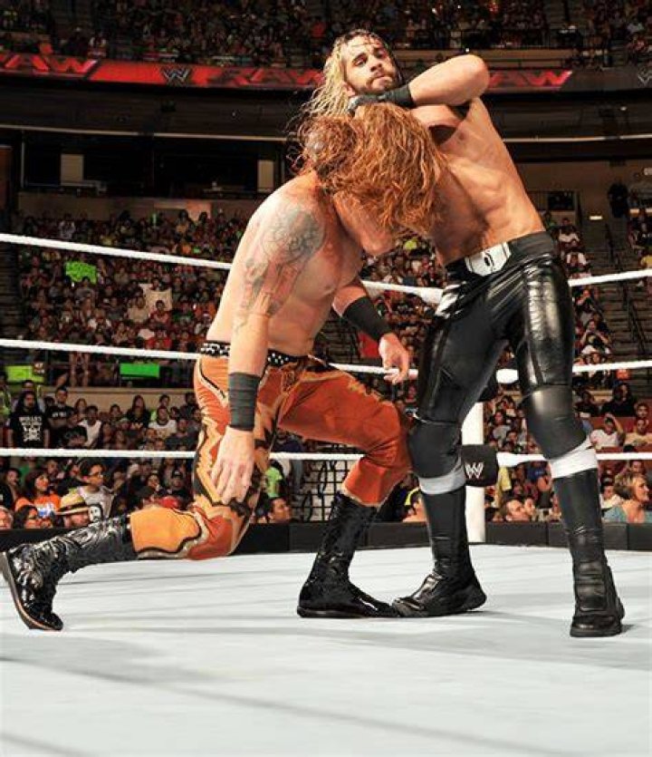 Seth Rollins vs. Heath Slater (WWE Raw, 8/4/2014)