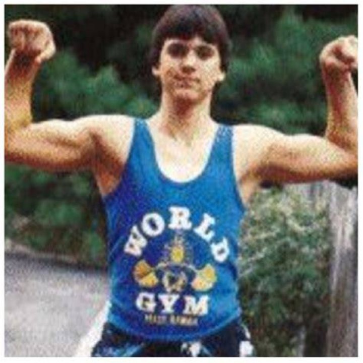 Shane McMahon flexing