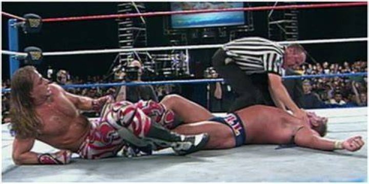 Shawn Michaels v British Bulldog In Your House 8 Cropped