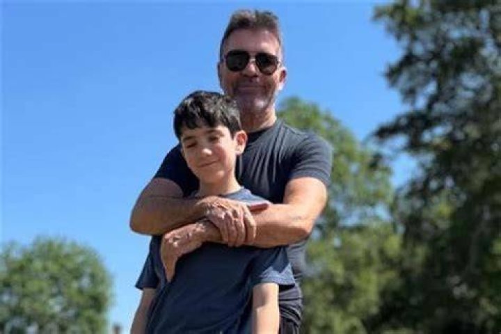 Simon Cowell's Son Unwell: A Deep Dive Into The Family's Struggles