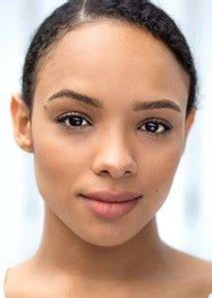 Sisi Stringer Fan Casting