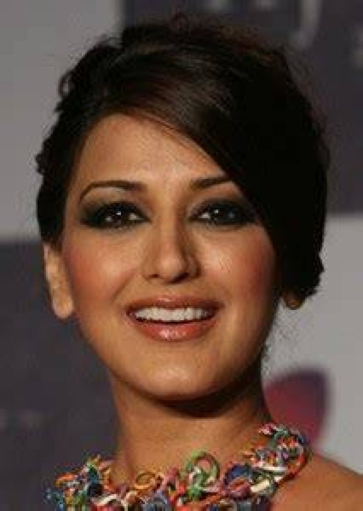 Sonali Bendre Fan Casting
