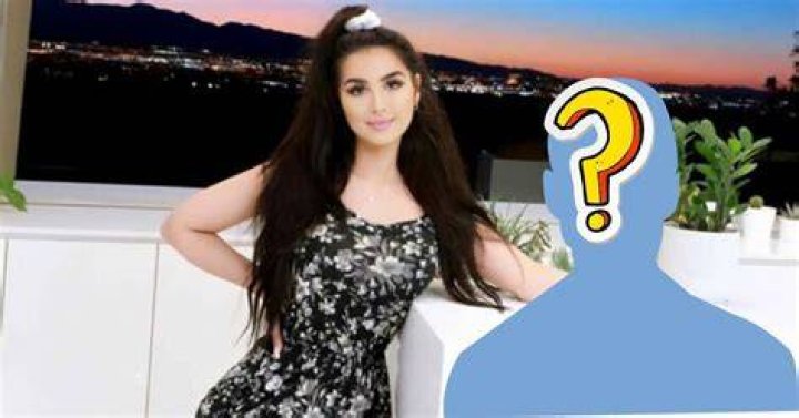 SSSniperwolf Got a 80,000 Adult Offer, Here's What Happened Next