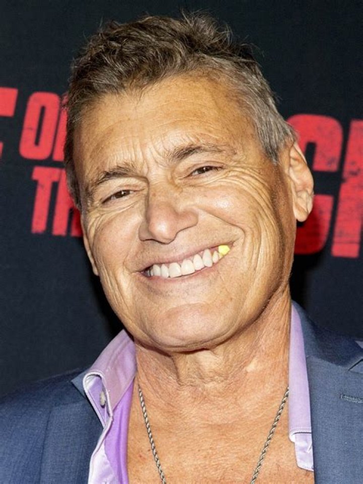 Steven Bauer as Bernardo Rojas (Earth-38) in Worlds of DC