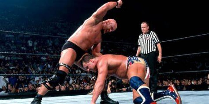 Stone Cold v Kurt Angle SummerSlam 2001 Cropped