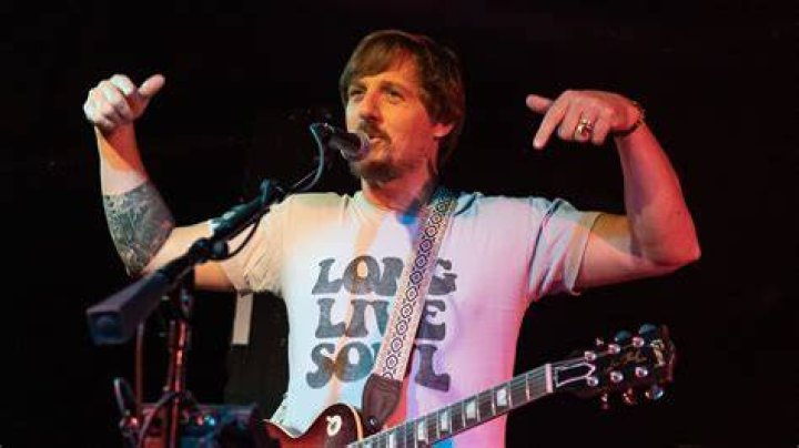 Sturgill Simpson's Girlfriend: A Deep Dive Into His Relationship Life