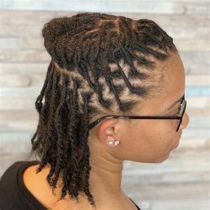 Style on point Short Dread Styles, Short Dreadlocks Styles, Short