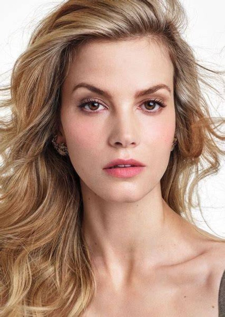 Sylvia Hoeks Fan Casting