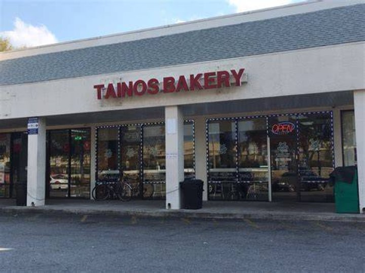 Tainos Bakery & Deli 5806 Lake Underhill Rd, Orlando, FL 32807, USA