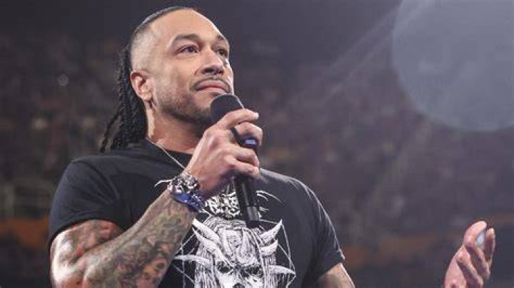 “Take It Easy”: Damian Priest Faces Embarrassment Backstage on Raw Months After
His Loss to Bad Bunny at WWE Backlash