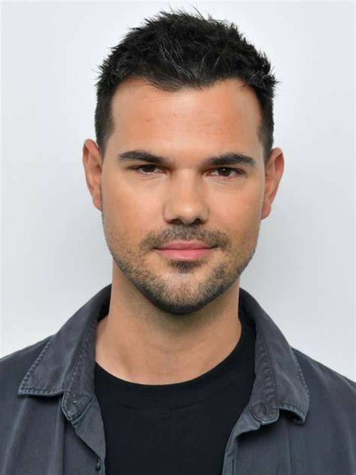 Taylor Daniel Lautner