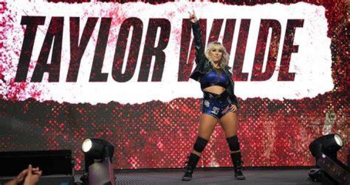 Taylor Wilde as Knockouts Champion