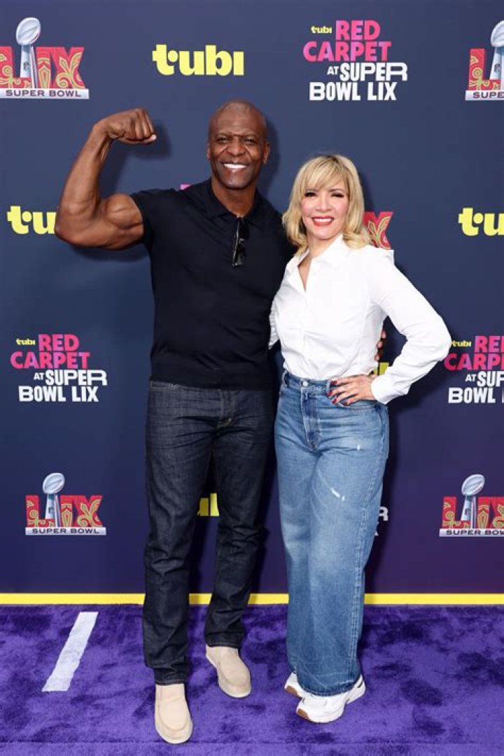 terry crews with the battle dome title