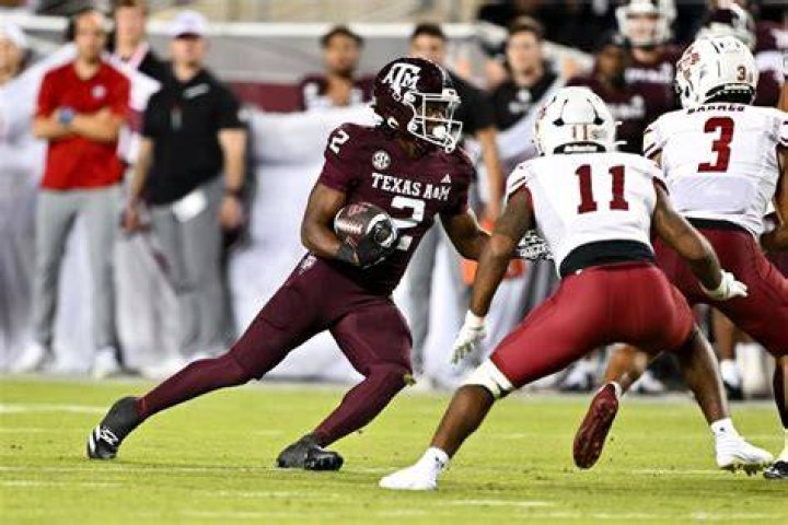 Texas A&M 5-Star Commit Terry Bussey Sets UIL State Record With a 97-Yard
Touchdown Throw