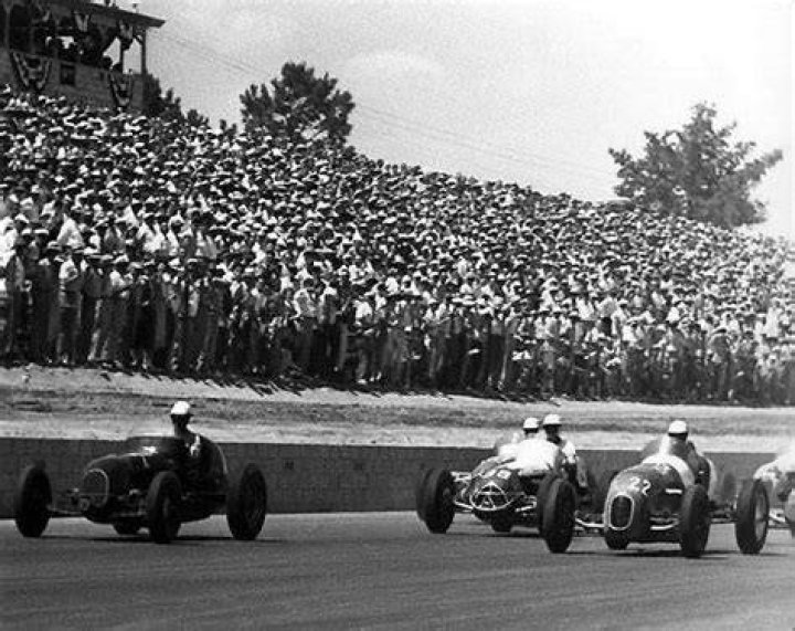 The Dark History Behind NASCAR’s Forgotten Racetrack – Raleigh Speedway