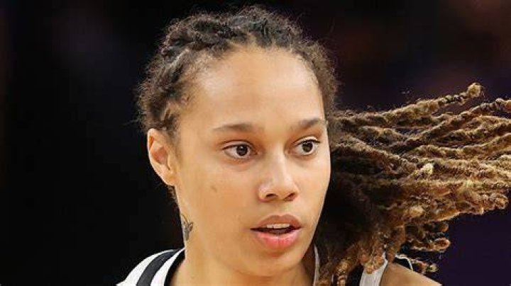 “There’s No Bail Money!”: WNBA Star Britney Griner’s Father Made Sure She
Doesn’t Follow Her Brother’s Path Despite Obsession Before Turning 18