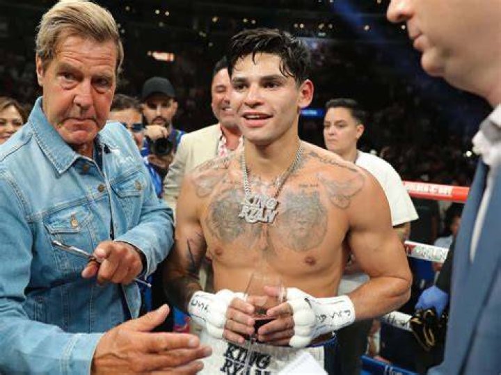 ‘They’re the JayZ and Beyoncé of Our Generation’: Ryan Garcia’s ‘Twerk’ Video
With Bryce Hall Sends Boxing Fans Into Frenzy