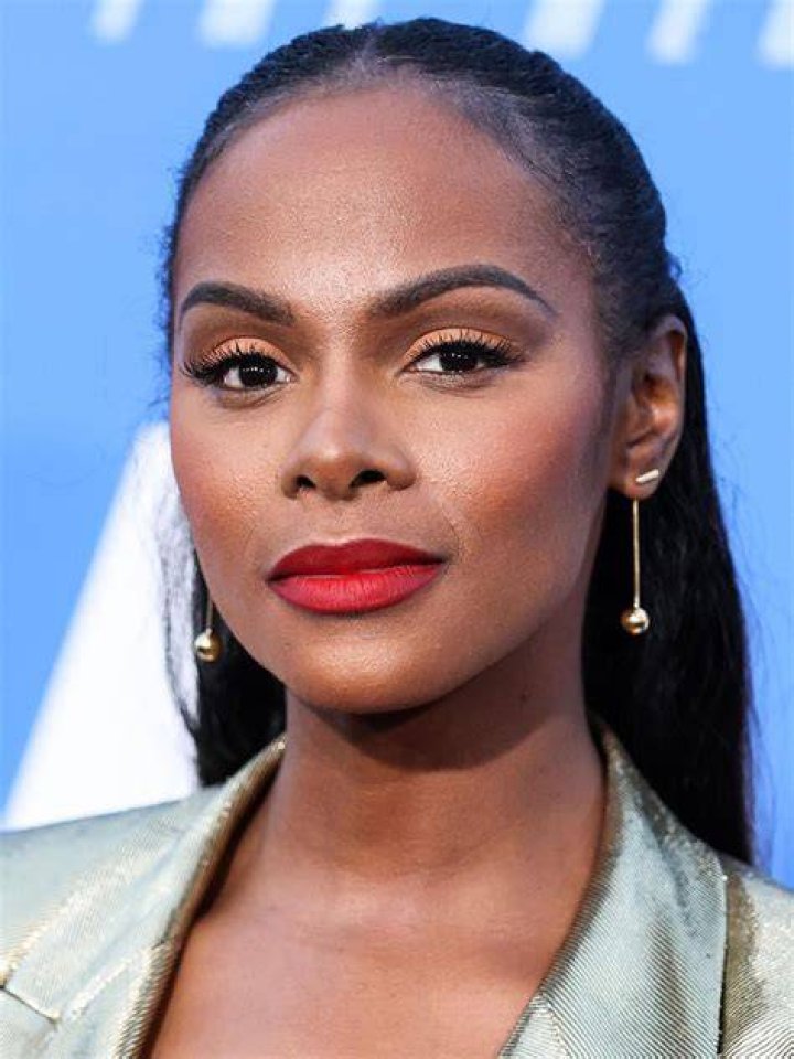 Tika Sumpter as Deena Jones in Dreamgirls