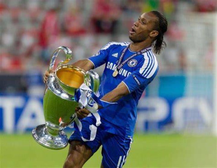 Top Football Players Didier Drogba Wife Pictures,Images