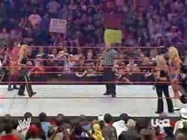 Torrie v Candice