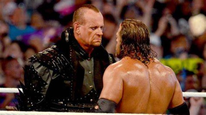 Triple H Vs Undertaker End Of An Era WrestleMania 28