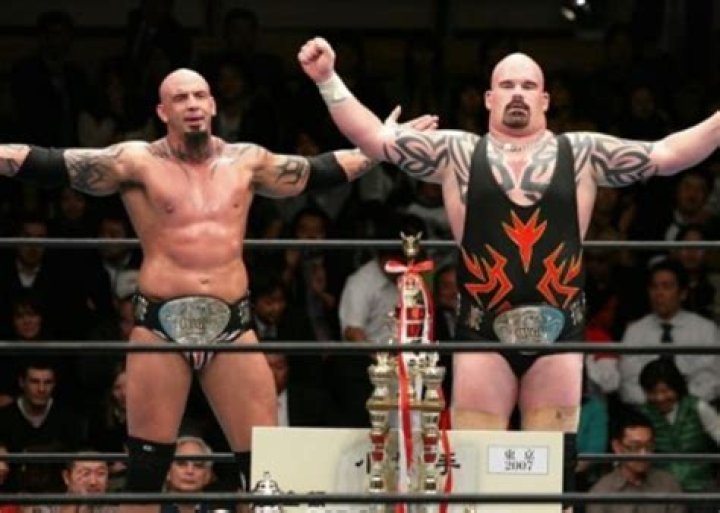 Tyson Tomko and Giant Bernard with G1 Trophy
