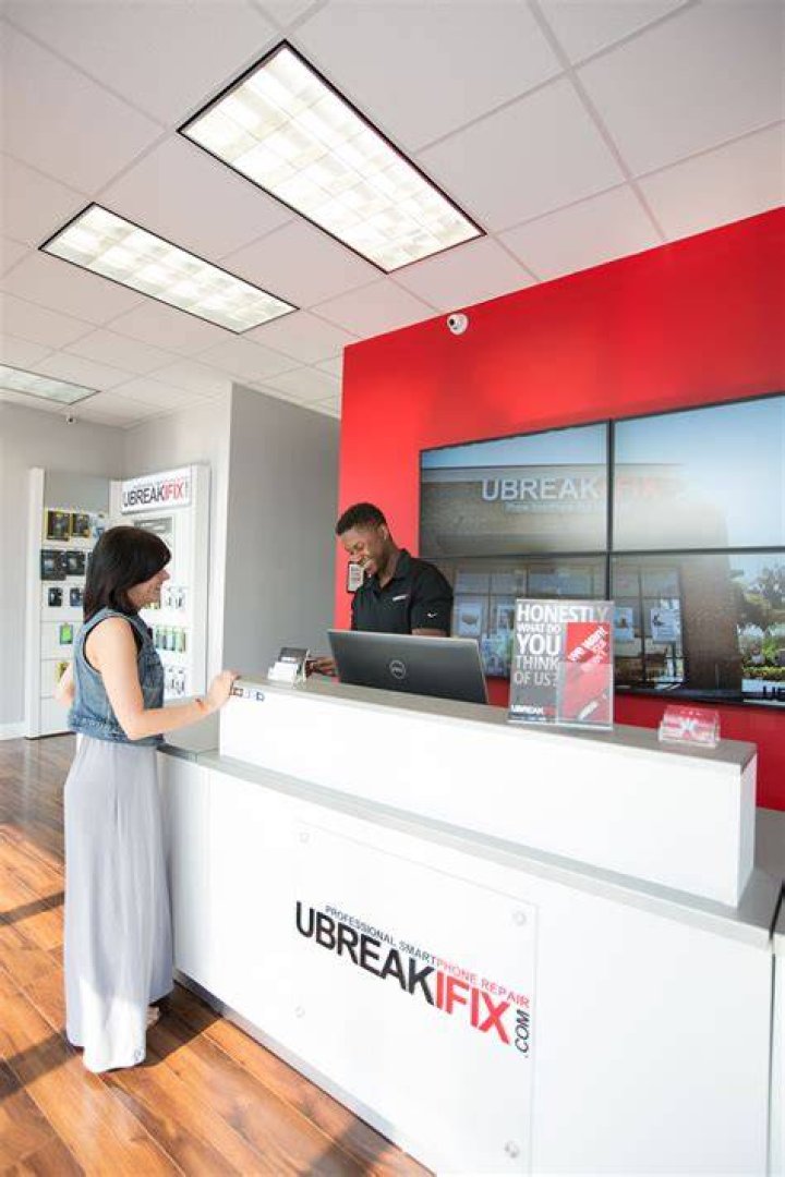 UBreakiFix Franchise Gallery