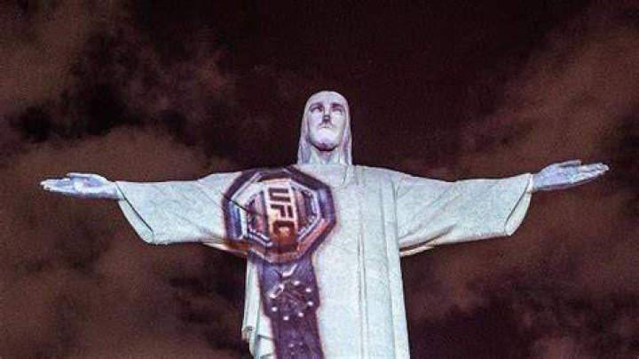 “UFC Apex About to Get Struck by Lightning” – Pros & Fans React to ‘Tasteless’
Marketing on Jesus