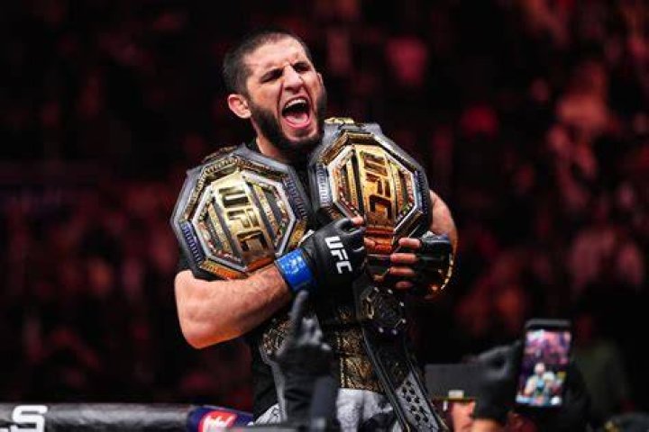 UFC Champion Islam Makhachev Eyes Same Fight That Joe Rogan Told Dana White Not
to Make