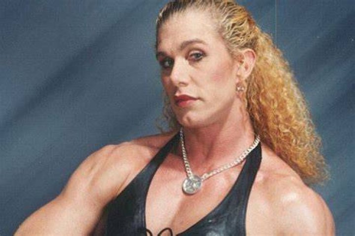 Uncovering the Tragic Story of Bodybuilder & WWE Wrestler Who Mysteriously Died
in 2017