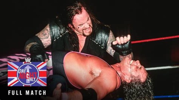 Undertaker v Bret Hart Royal Rumble 1996 Cropped
