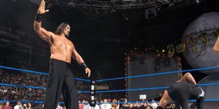 Undertaker v Khali